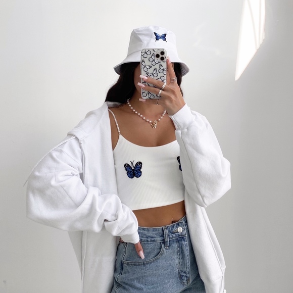 Meet your Posher, Justine - Picture 1 of 1